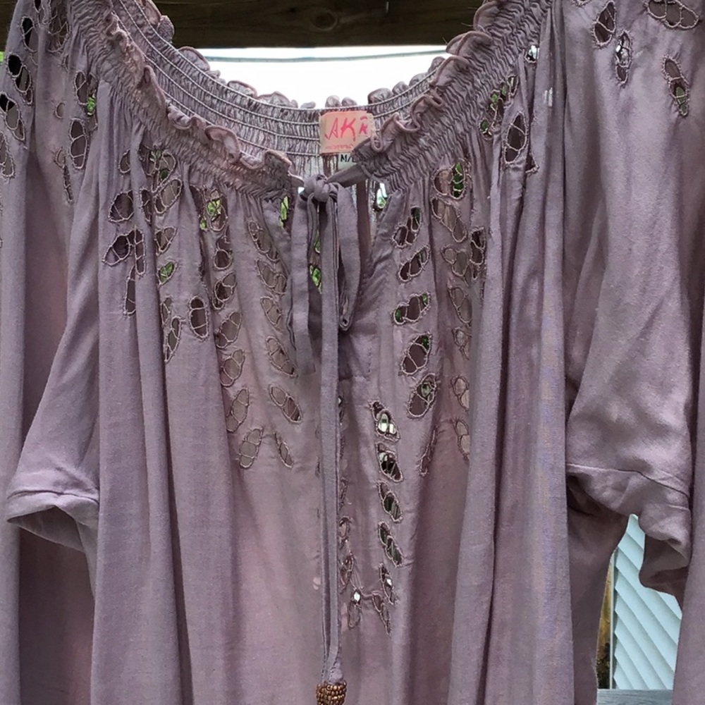 LAKTA Mauve Eyelet Detailed Top  Size M/L. 100% Rayon Elastic at top and bottom.